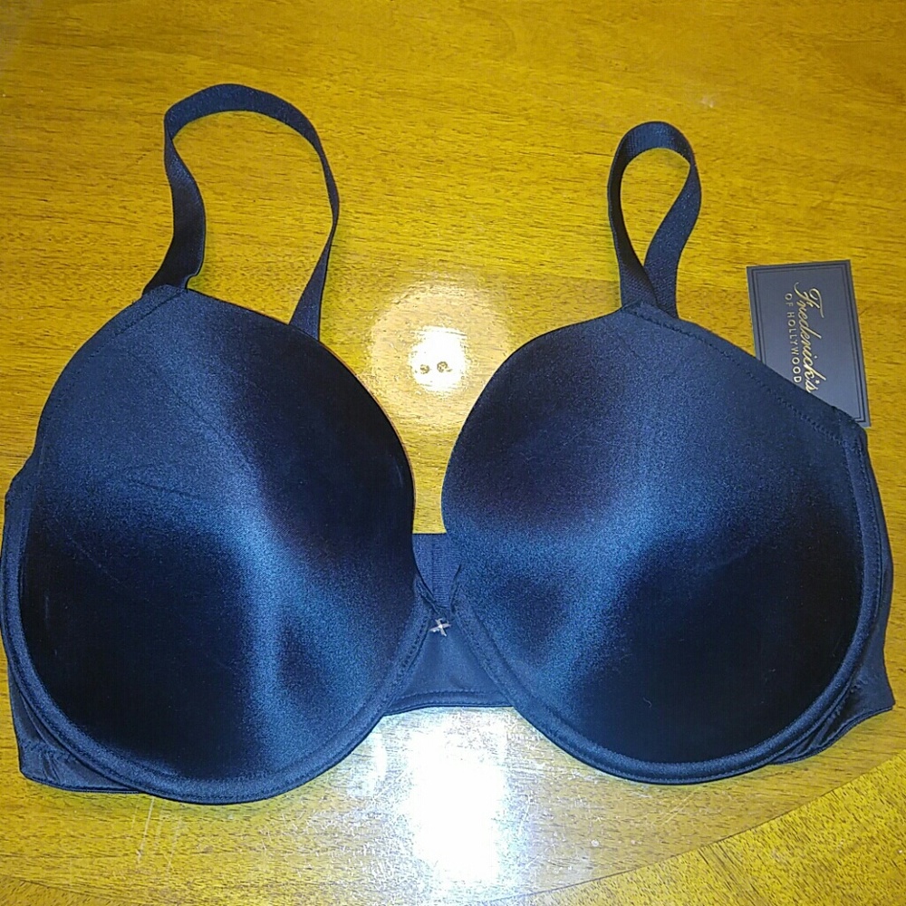 36F Exxtreme Clevage Bra NEW